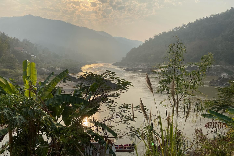 Chiang Mai: Transfer to Huay Xai City, Laos