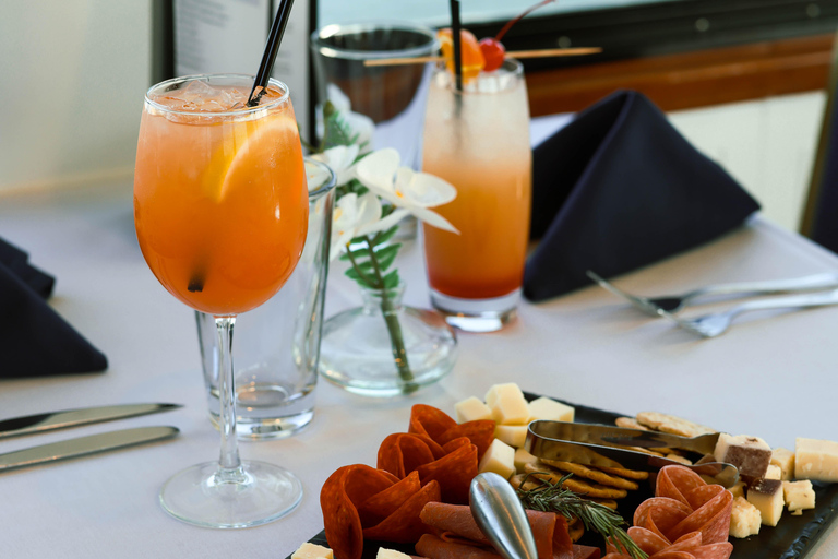 Water2Wine: Columbia River Cruise with Lunch