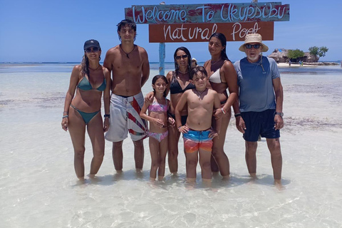 From Panama City: Cayos Limones Day Trip with Lunch