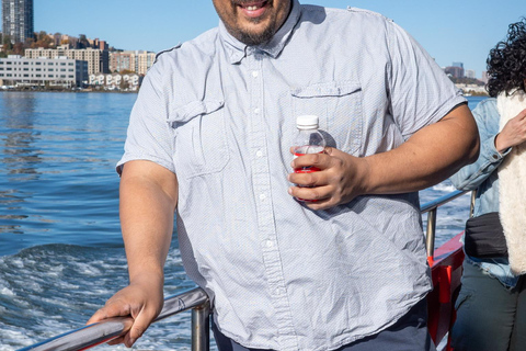 NYC Skyline &amp; Statue of Liberty Sightseeing Cruise90 minuten durende rondleiding