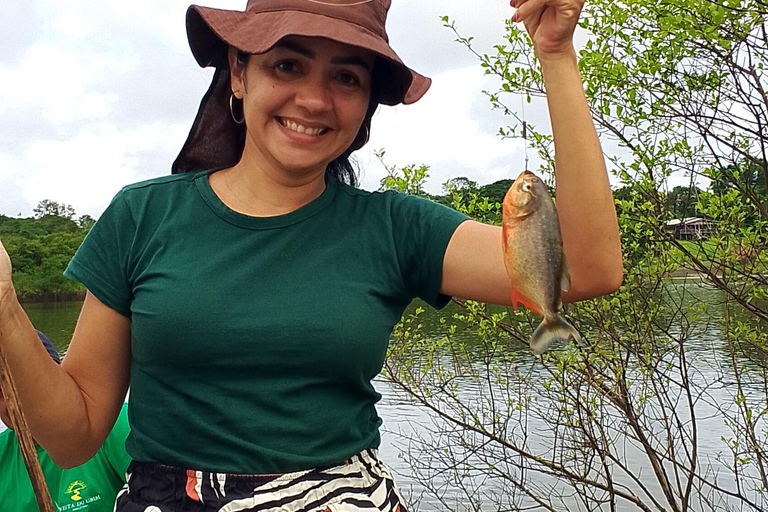 Manaus: Riverside Experience Tour, Fishing, Connection and Lunch Included.