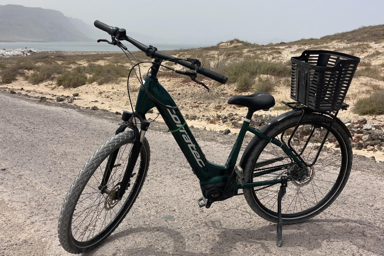 La Graciosa: Bike and E-Bike Rental with Route Map La Graciosa: Standard Bike with Route Map