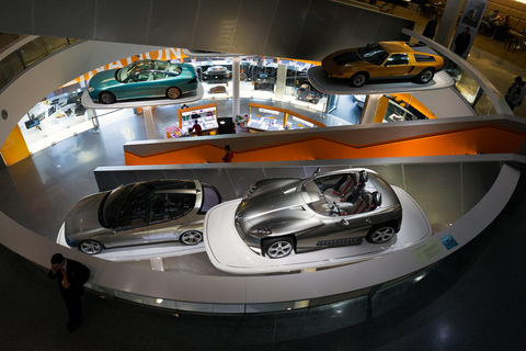 Munich: Stuutgard, Mercedes & Porsche + Bmw musseum tour