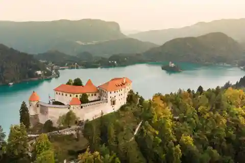 Vanuit Zagreb: Privétransfer naar Ljubljana en het meer van Bled