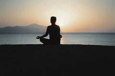 Yoga e meditazione in barca a Portofino