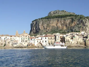 Von Cefalù: Nachmittagsausflug von Küste zu Küste mit Bootstour