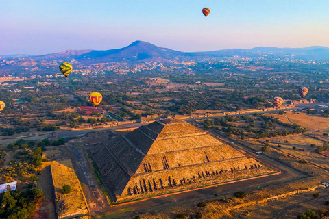 Teotihuacan : Vol en montgolfière avec petit-déjeuner et transport