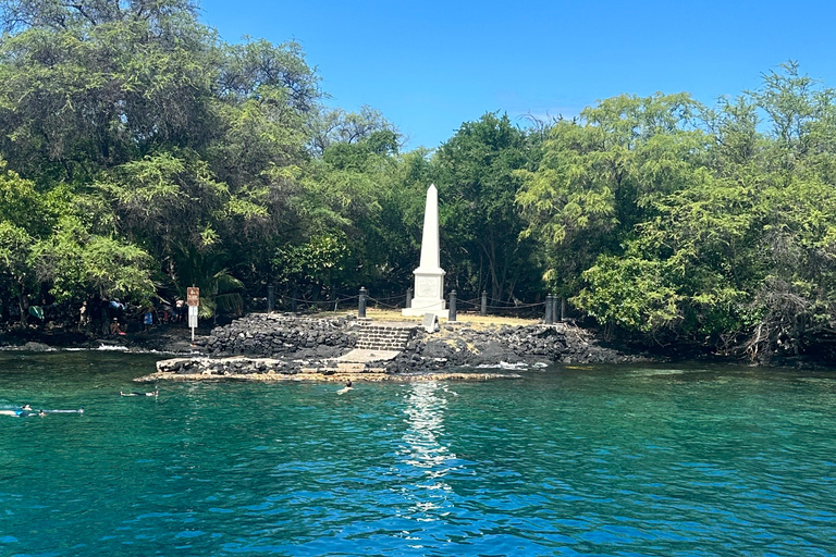 Kailua-Kona: Captain Cook Reef Catamaran Day Trip with Lunch Tour with Snorkeling and Swimming