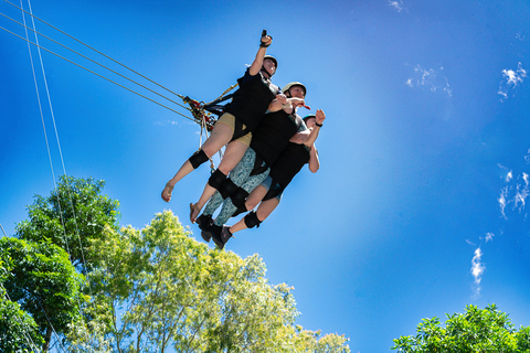 Kombination av bungy jump och jättegunga