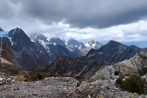 Da Huaraz/Lima: escursione di 11 giorni sul circuito della montagna di Huayhuash