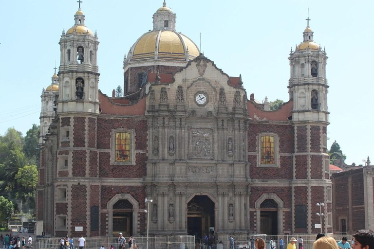 Depuis CDMX : visite guidée de Teotihuacán et GuadalupeAu départ de CDMX : visite guidée à Teotihuacan et Guadalupe