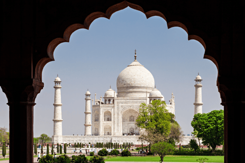 Visita al Taj Mahal desde Delhi en el tren expreso GatimaanRecorrido sólo con transporte y guía turístico