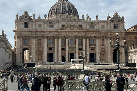 Vatican: St peters, Grottoes, Entry Ticket, Self Guide Tour Seperate Entry