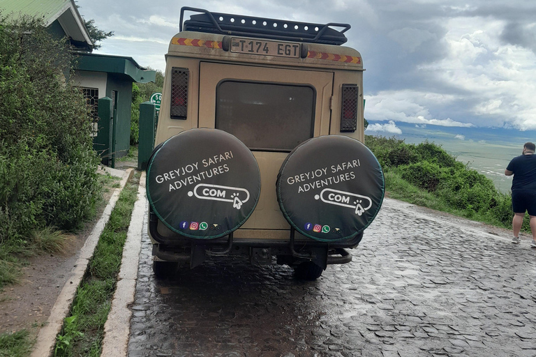 Arusha: Tarangire & Ngorongoro Exclusive Avoiding the Crowds