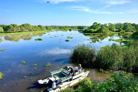From Galle/Mirissa: Kalametiya Bird Sanctuary Boat Safari Hambantota: Kalametiya Bird Sanctuary Boat Safari-Private