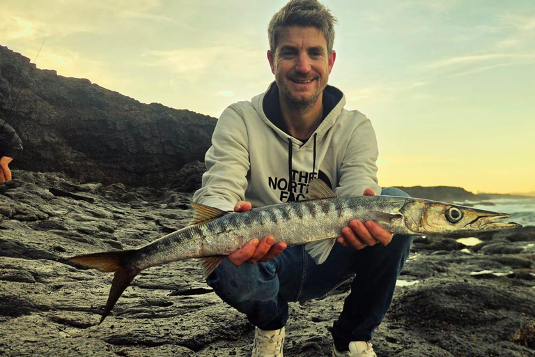 Lanzarote: Guided Shore Fishing Trip with Gear & Guide