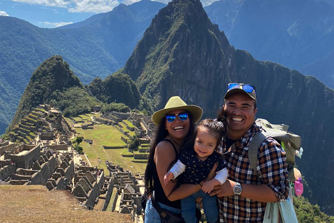 Excursão ao Lago Humantay e excursão a Machu Picchu de trem