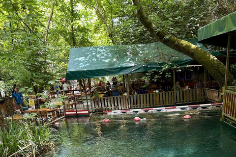 Marmaris: Akyaka Boat Tour with Swimming and Lunch