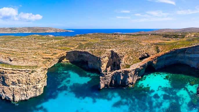 Malta: Päiväkierros Cominon Blue Lagooniin katamaraanilla