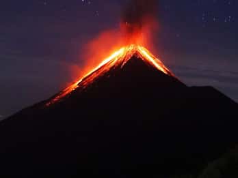 Da Tropea: Isola di Panarea e Vulcano Stromboli di notte