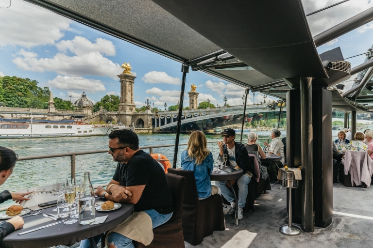Paris: Mittagessen bei 2-stündiger Bootsfahrt auf der SeineSchifffahrt Paris: Service Premier