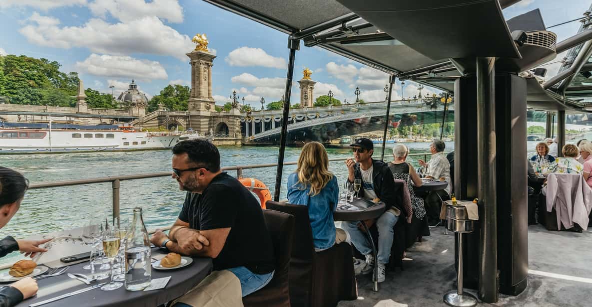 Afbeelding 12 van Parijs: rondvaart met 3-gangenlunchmenu vanaf de Eiffeltoren