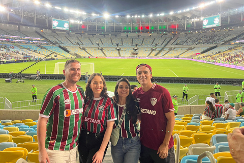 Mecz piłki nożnej Fluminense na Maracanã z lokalnymi gospodarzami