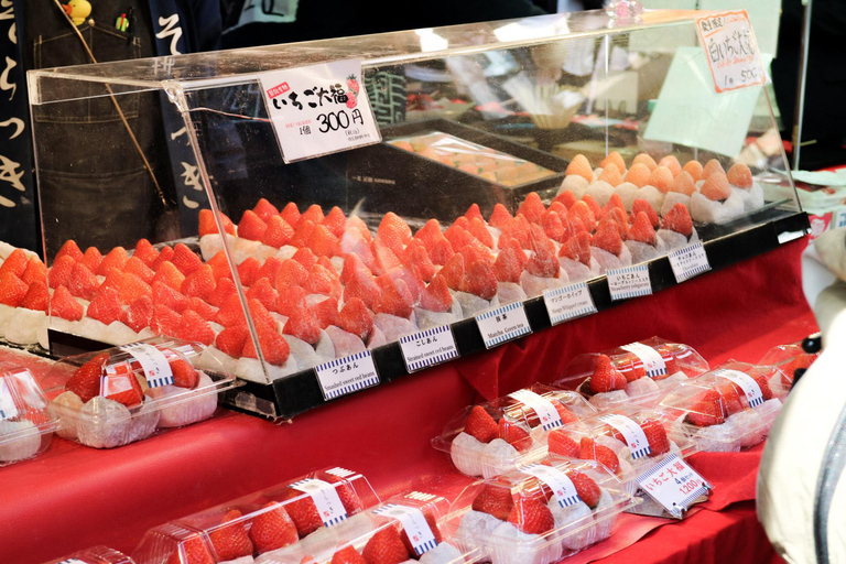 Tokyo Traditional local seafood Market Tsukiji Guided Tour