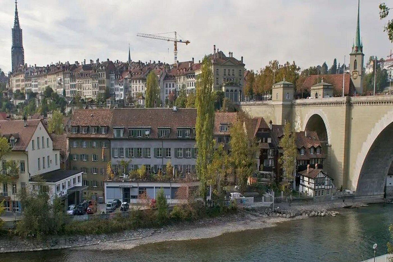 From Basel: Private Day Trip in Bern with Cheese Tasting