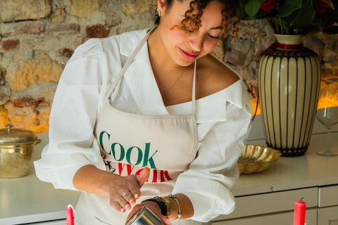 Napoli: Award-Winning Chef Pasta & Iconic Dessert Class
