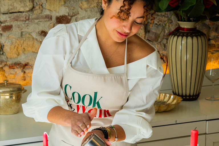 Napoli: Award-Winning Chef Pasta & Iconic Dessert Class