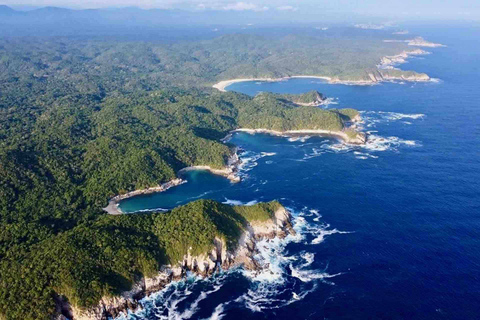 From Huatulco: Private 5 Bays Boat Tour From Huatulco: Private 5 Bays Tour