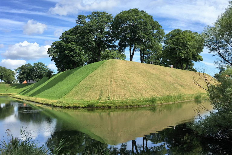 Lugares de interés e historias de Copenhague - 3 h Tour a pieLugares de interés e historias de Copenhague - Recorrido a pie de 3 horas