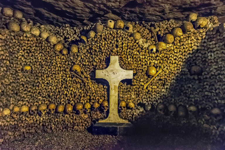 Paris : Visite des catacombes à accès restreint