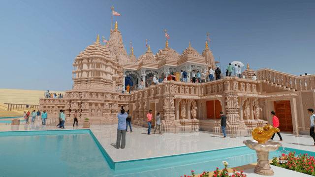 From Dubai: Abu Dhabi Tour with BAPS Mandir Private Car