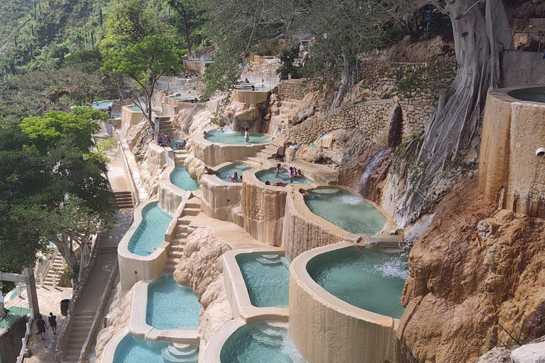 From Mexico City: Day Trip to the Tolantongo Caves From CDMX: Day Trip to the Tolantongo Caves