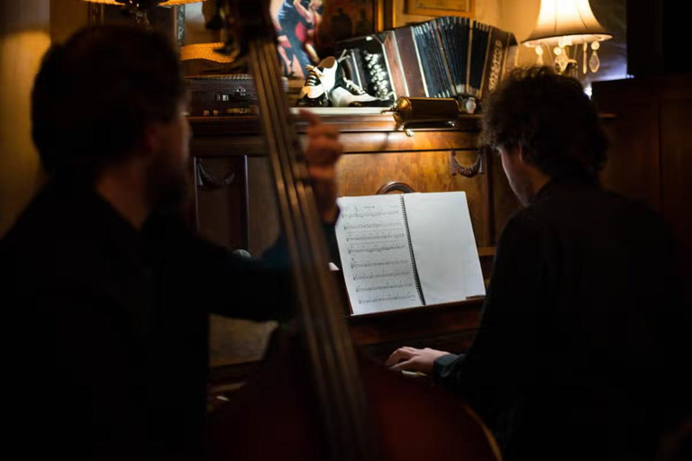 Montevideo: Traditional Dinner &amp; Tango Show at Primuseum