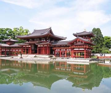 宇治のロマンス：平等院、お茶、そして源氏物語の遺産