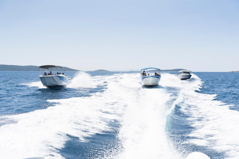 سبليت: جولة بالقارب السريع في البحيرة الزرقاء وتروجير وسولتا