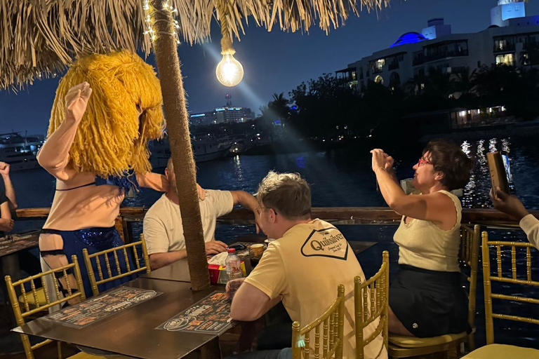 迪拜河阿拉伯独桅帆船巡游、小型游艇码头表演、自助餐和饮料选项迪拜河游船+晚餐+现场舞蹈表演（不含接送服务）