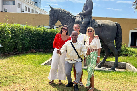 TUK TUK MAPUTO CITY TOUR