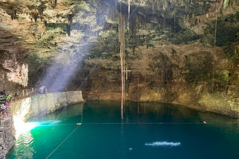 Chichen Itza och Ek Balam-ruinerna + Cenote med lunchAvresa från Tulum