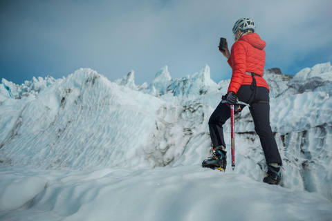 Skaftafell: Glacier Hike and Ice Climbing Guided Experience