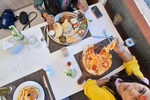 Kathmandu: 5 notti 6 giorni in NepalTour classico del Nepal: viaggiatori indiani