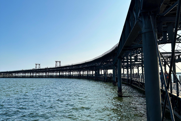 Huelva Photo Tour: Plaza de las Monjas to Muelle del Tinto Huelva Photo Tour: From Plaza de las Monjas to Muelle del Tinto