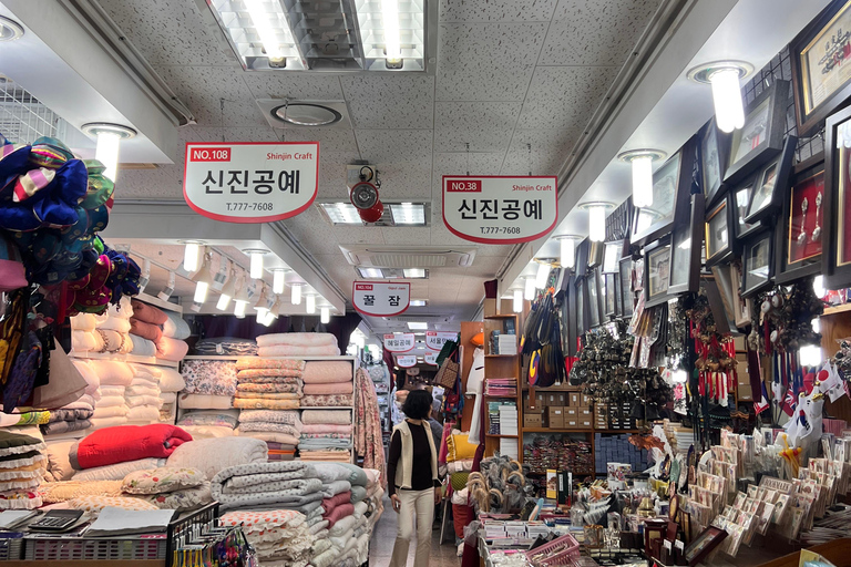 Seoul: culinaire tour over de Namdaemun-markt met verborgen pareltjesSeoul: Namdaemun Market Food Tour with Hidden Gems