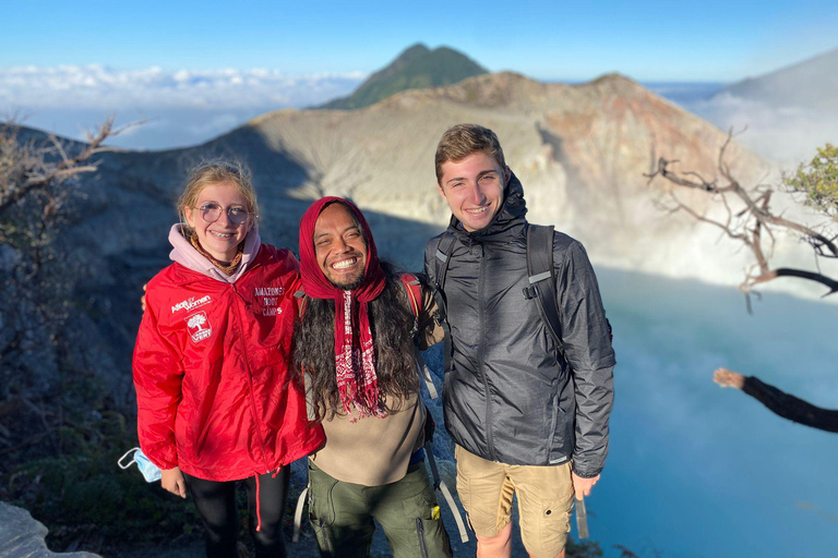 De Bali: Excursão noturna a Kawah Ijen para ver o fogo azul