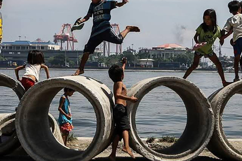 Manila: Community Life & the Legacy of Smokey Mountain