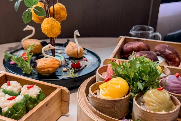 Guangzhou: Shunde Foodie Day Trip with Lunch & Guide