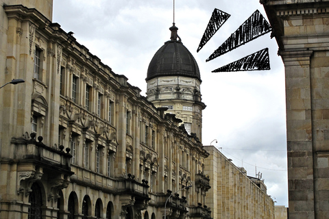 Bogotá: La Candelaria Walking Granny Tour in a small group